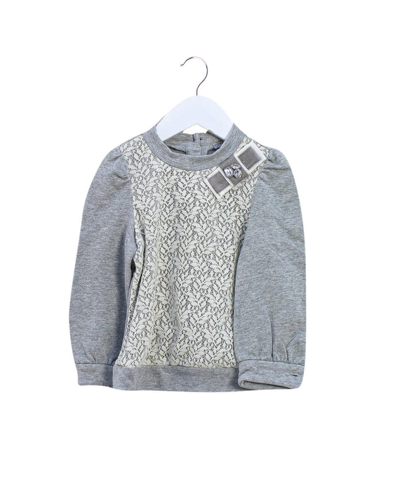 A Grey Crewneck Sweatshirts from Nicholas & Bears in size 3T for girl. (Front View)