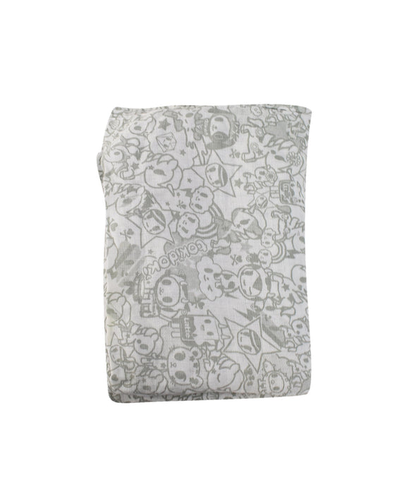 A Green Swaddles from Tokidoki in size O/S for neutral. (Front View)