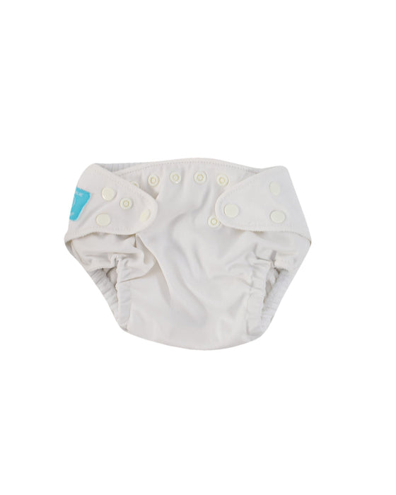 A White Cloth Diapers from Charlie Banana in size O/S for neutral. (Front View)