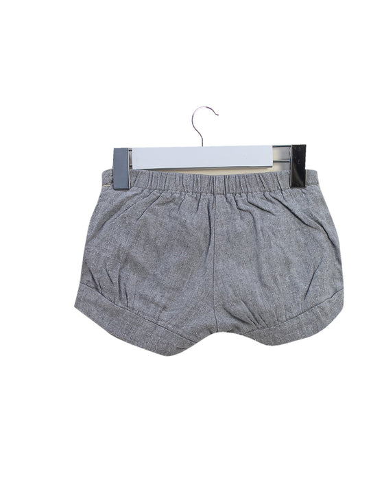 A Grey Shorts from Chloe in size 2T for girl. (Back View)