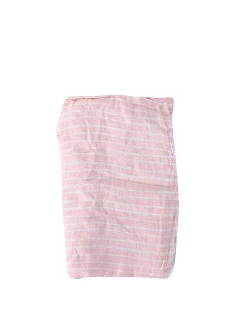 A Pink Swaddles from Aden & Anais in size O/S for girl. (Front View)