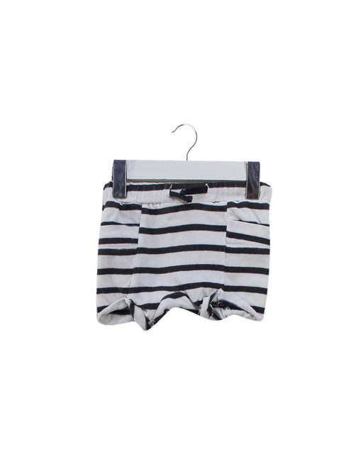 A Navy Shorts from Seed in size 0-3M for boy. (Front View)