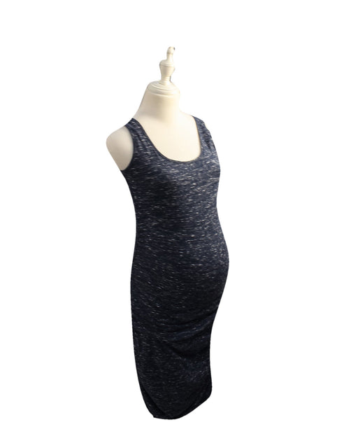A Navy Sleeveless Dresses from Ingrid & Isabel in size XS for maternity. (Front View)