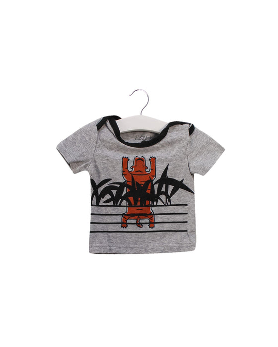 A Grey Short Sleeve T Shirts from SOOKIbaby in size 0-3M for boy. (Front View)
