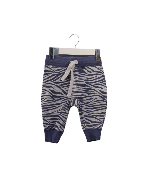 A Grey Sweatpants from Seed in size 3-6M for boy. (Front View)