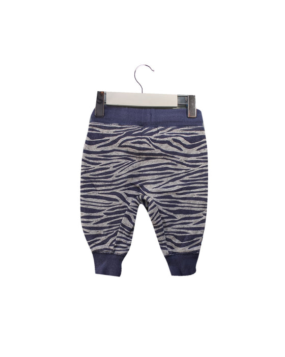 A Grey Sweatpants from Seed in size 3-6M for boy. (Back View)