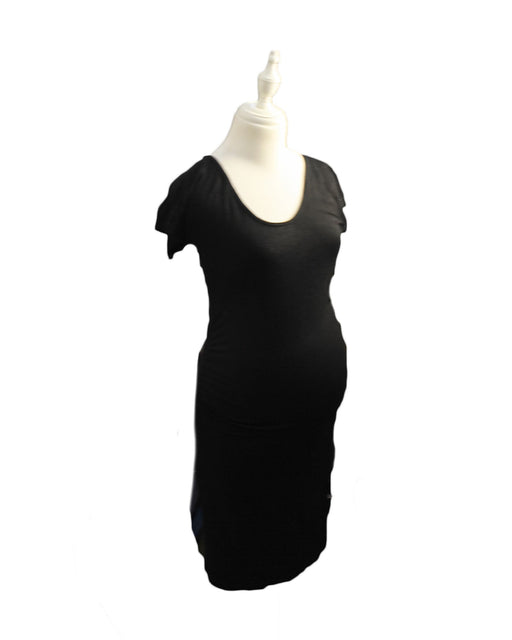 A Black Short Sleeve Dresses from Isabella Oliver in size XXS for maternity. (Front View)