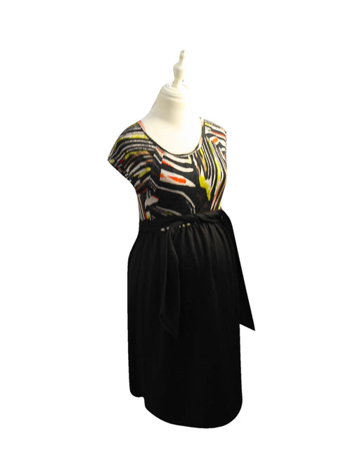 A Multicolour Short Sleeve Dresses from Maternal America in size S for maternity. (Front View)