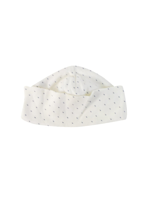 A White Beanies from Oeuf in size 3-6M for neutral. (Front View)