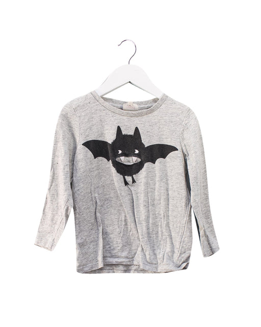 A Grey Long Sleeve Tops from Seed in size 5T for girl. (Front View)