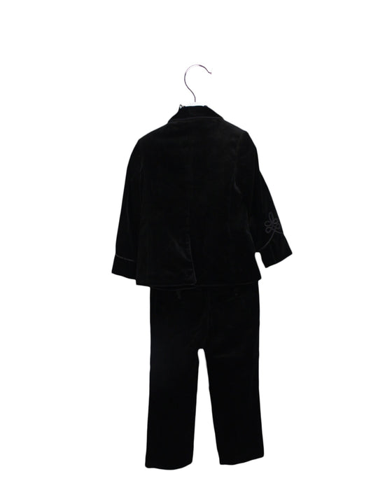 A Black Suits from Nicholas & Bears in size 4T for boy. (Back View)