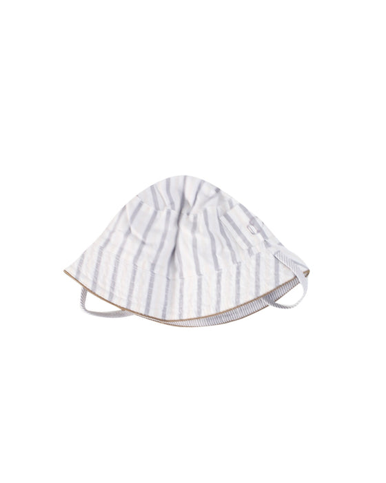 A Grey Sun Hats from Jacadi in size O/S for neutral. (Back View)