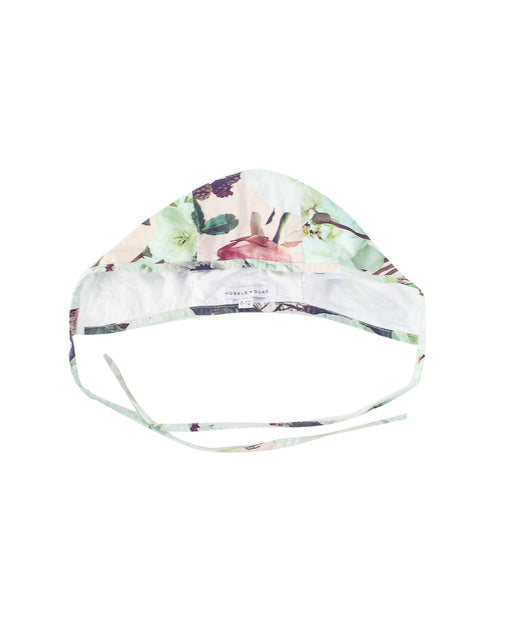 A Green Sun Hats from Hubble + Duke in size 6-12M for girl. (Front View)