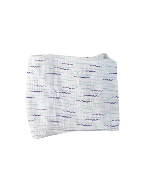 A White Swaddles from Aden & Anais in size Newborn for neutral. (Front View)