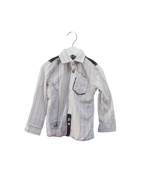 A White Shirts from Chicco in size 5T for boy. (Front View)