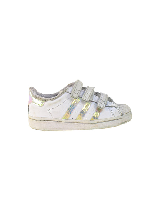 A White Sneakers from Adidas in size 3T for girl. (Back View)