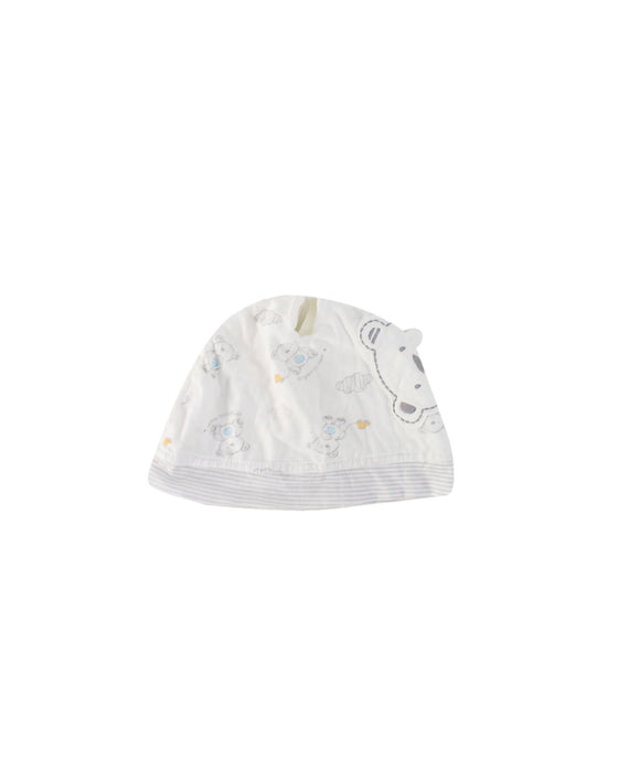 A White Beanies from Organic Mom in size O/S for neutral. (Front View)