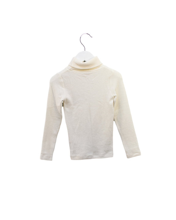 A Ivory Knit Sweaters from Lili Gaufrette in size 5T for girl. (Back View)