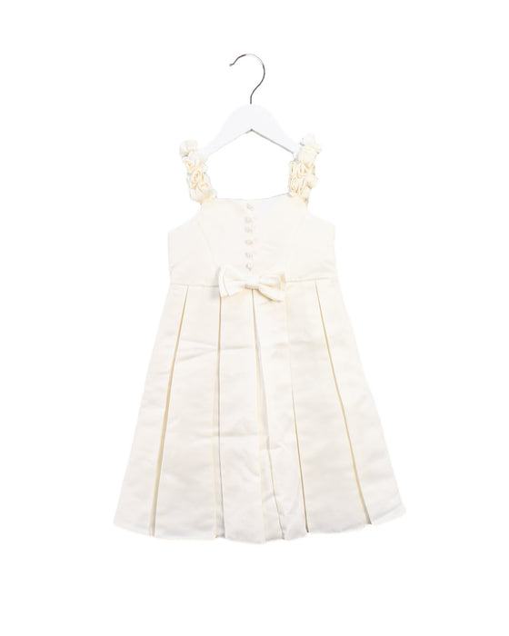 A Ivory Sleeveless Dresses from Nicholas & Bears in size 4T for girl. (Front View)
