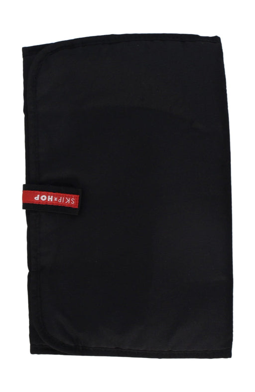 A Black Changing Mats & Covers from Skip Hop in size O/S for girl. (Front View)