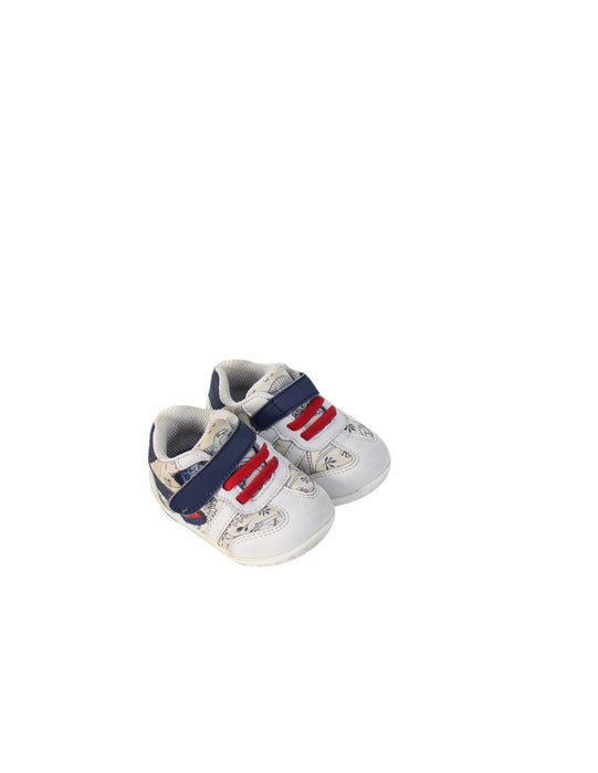 A Navy Sneakers from Dr. Kong in size 12-18M for boy. (Front View)