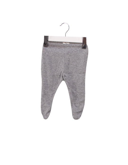 A Grey Separates from Pequeno Tocon in size 0-3M for girl. (Front View)