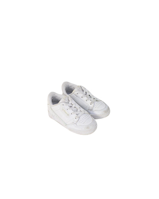 A White Sneakers from Adidas in size 3T for girl. (Front View)