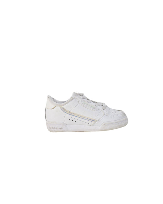 A White Sneakers from Adidas in size 3T for girl. (Back View)