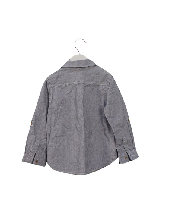 A Grey Shirts from Country Road in size 4T for boy. (Back View)