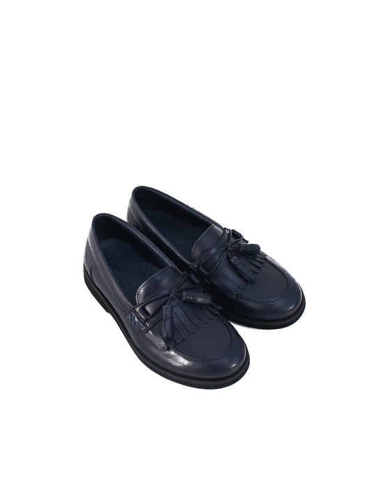 A Navy Loafers & Moccasins from Nicholas & Bears in size 5T for girl. (Front View)