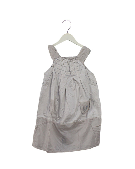 A Grey Sleeveless Dresses from Wafflish Waffle in size 9Y for girl. (Front View)