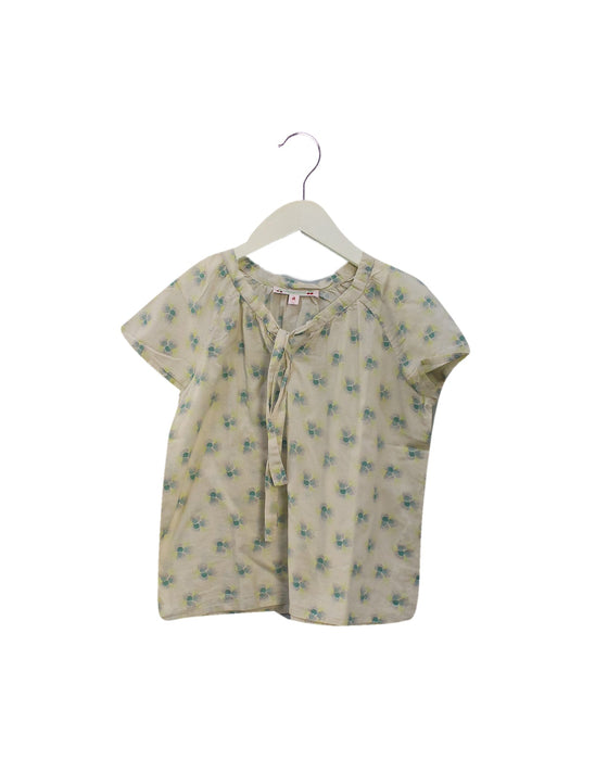 A Grey Short Sleeve Tops from Bonpoint in size 4T for girl. (Front View)