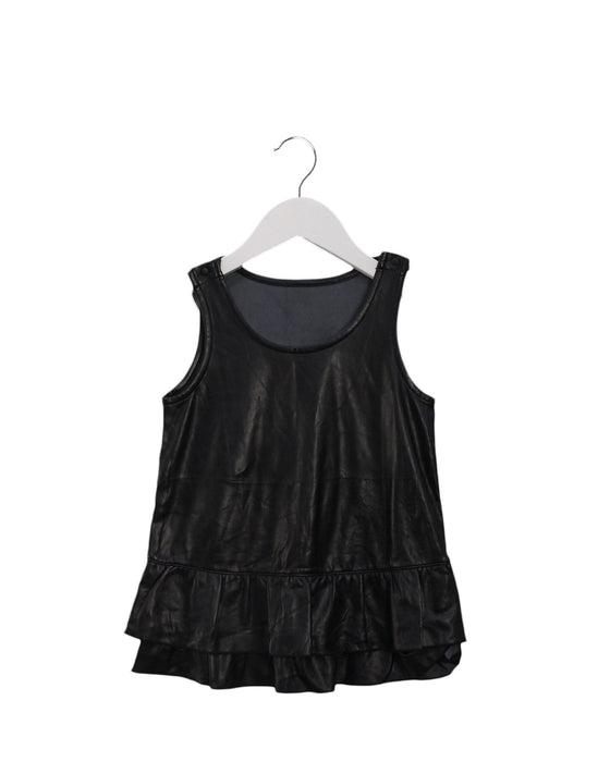 A Black Sleeveless Dresses from Comme Ca Fossette in size 2T for girl. (Front View)