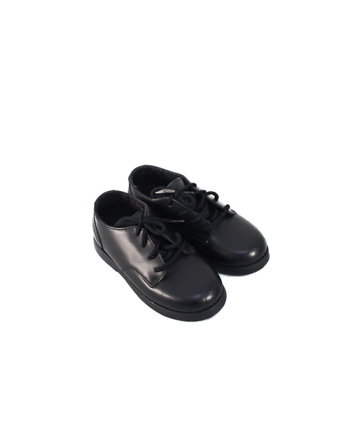 A Black Dress Shoes from Stride Rite in size 3T for boy. (Front View)