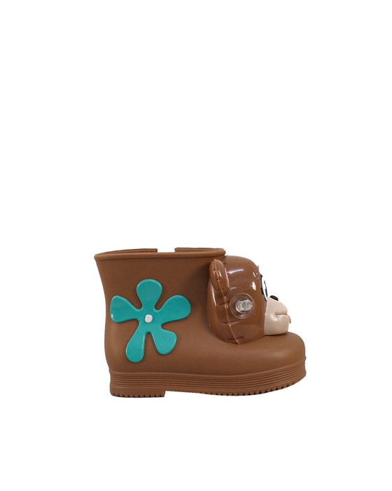 A Brown Casual Boots from Mini Melissa Jeremy Scott in size 12-18M for girl. (Back View)
