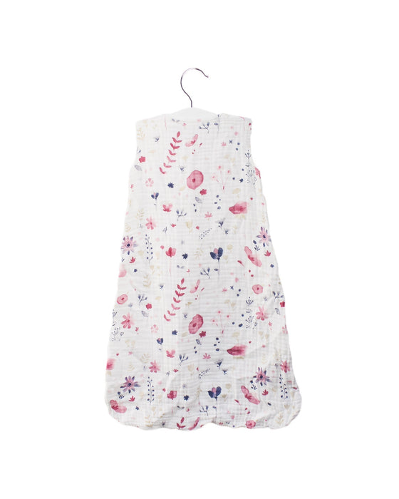 A White Sleepsacs from Little Unicorn in size 0-3M for girl. (Back View)