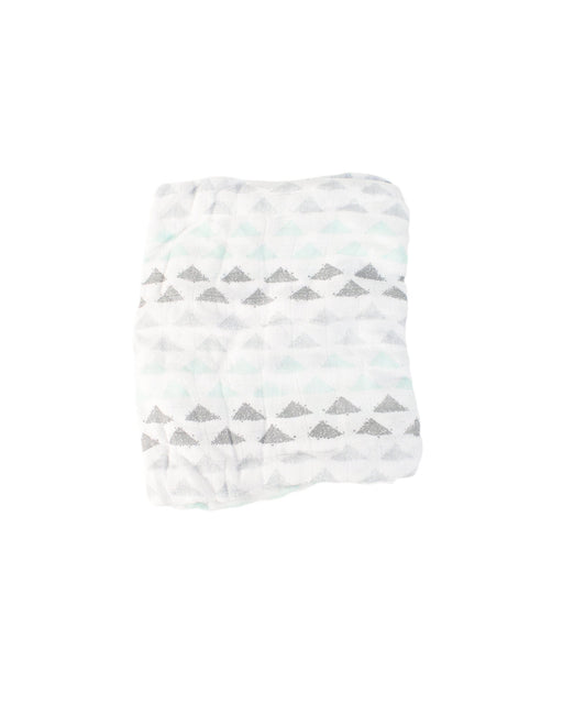 A White Swaddles from Aden & Anais in size O/S for neutral. (Front View)