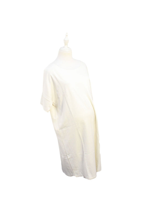 A Ivory Short Sleeve Dresses from Hatch in size S for maternity. (Front View)