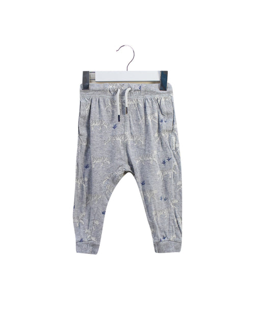 A Grey Sweatpants from Purebaby in size 12-18M for boy. (Front View)
