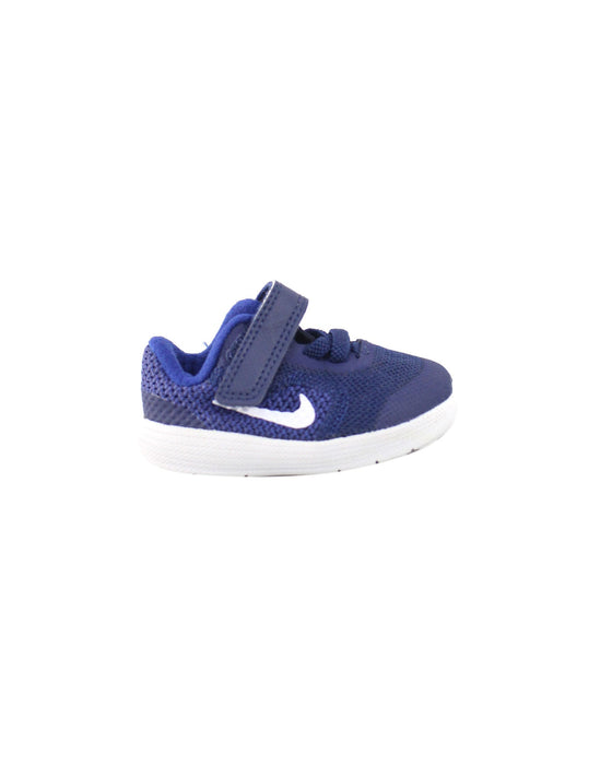 A Blue Sneakers from Nike in size 3-6M for boy. (Back View)