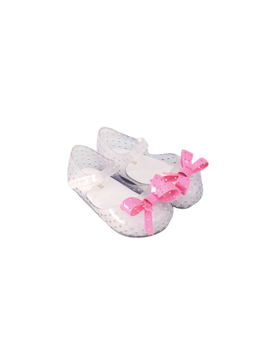A Transparent Flats from Mini Melissa in size 18-24M for girl. (Front View)