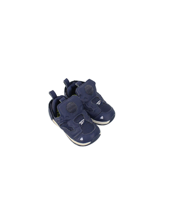 A Navy Sneakers from Reebok in size 12-18M for boy. (Front View)