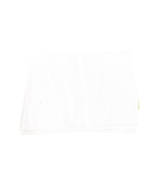 A White Blankets from Pottery Barn in size O/S for neutral. (Front View)