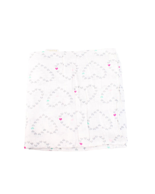 A White Swaddles from Aden & Anais in size O/S for neutral. (Front View)