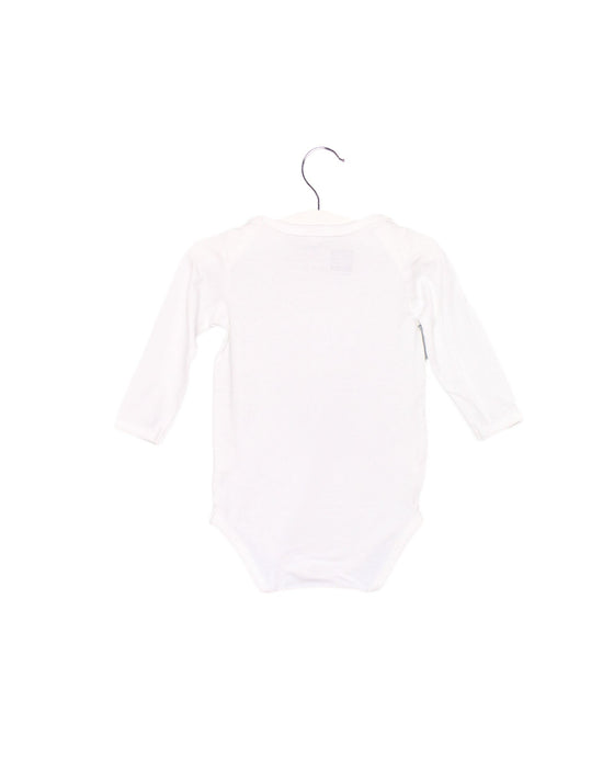 A White Long Sleeve Bodysuits from Mothers en Vogue in size 0-3M for girl. (Back View)