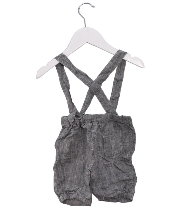 A Grey Overall Shorts from Tartine et Chocolat in size 6-12M for boy. (Back View)