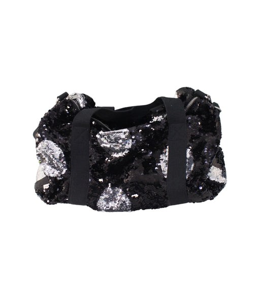 A Grey Bags from Country Road in size O/S for girl. (Front View)