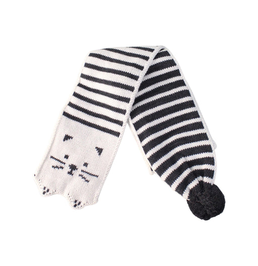 A White Scarves from Happy Prince in size 3-6M for girl. (Front View)