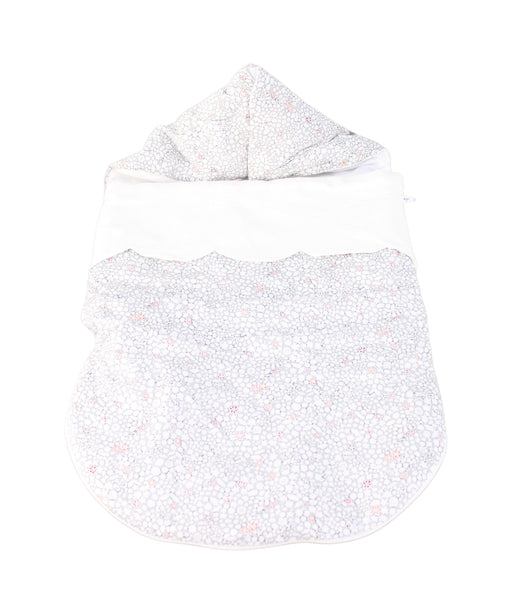 A Grey Other Gear from Jacadi in size O/S for neutral. (Front View)