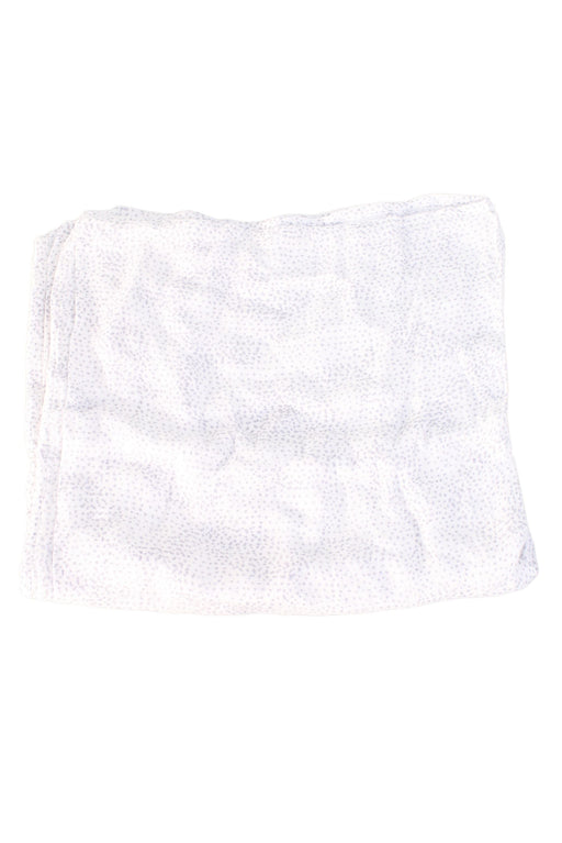A White Swaddles from Aden & Anais in size O/S for neutral. (Front View)